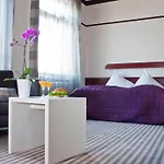 Hotel Neuer Karlshof